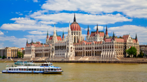 Ungarn Budapest Donau Parlament Foto iStock Anita Bonita.jpg